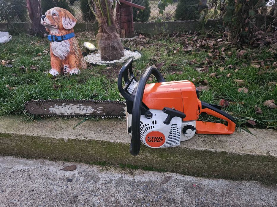 Моторна Резачка STIHL MS 250c
