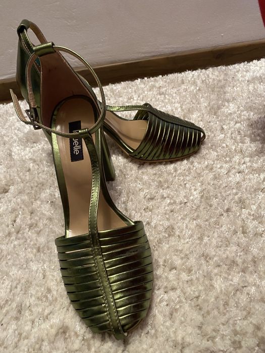 Sandale Iquelle din piele