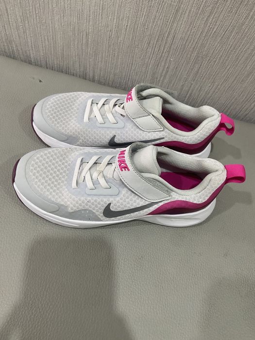 Найк оригинал,в идеальном состоянии