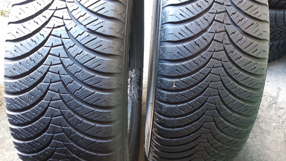 2 anvelope 215/60r17 iarnă marca Falken preț 220 lei bucata