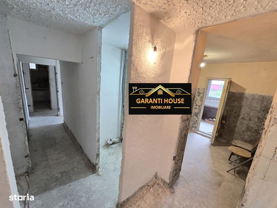 Center Nemes, etaj 1, apartament cu 3 camere, decomandat, 55 000€ neg.
