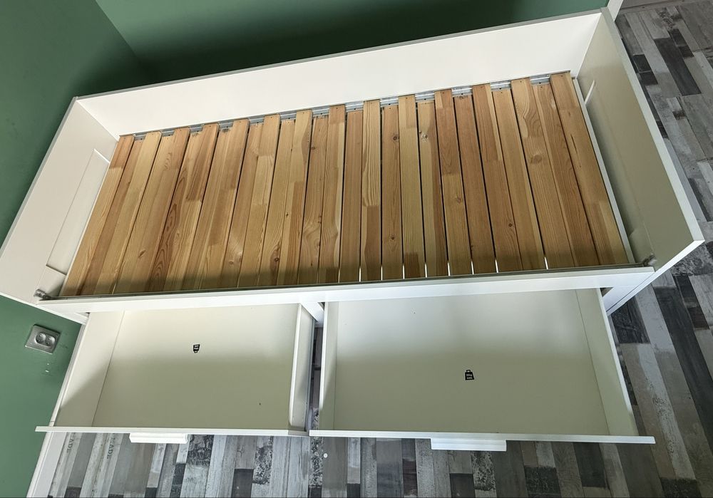 Кровать IKEA двуспальная 160*200