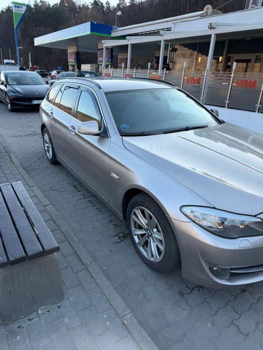 Vând bmw seria 5 / f11