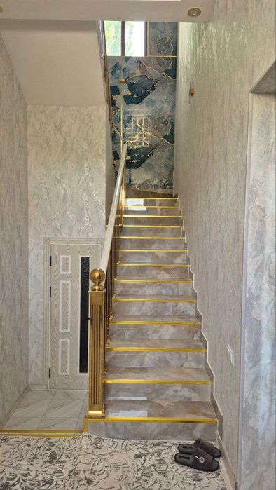 аренда двух этажный дом