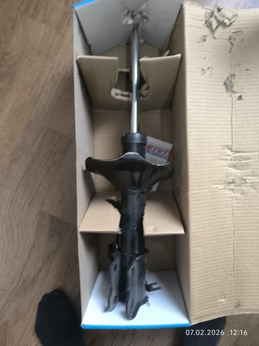 Амортизаторы передние