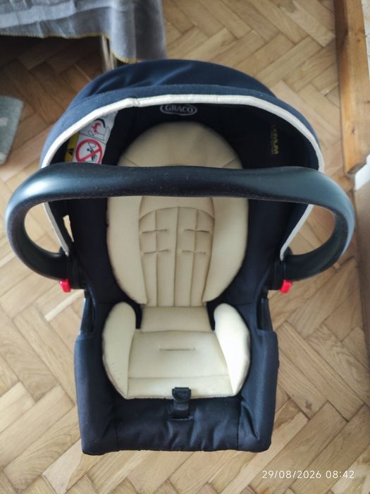 Vând scoică bebe