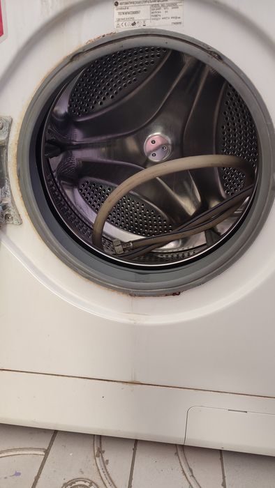 Продам стиральную машину