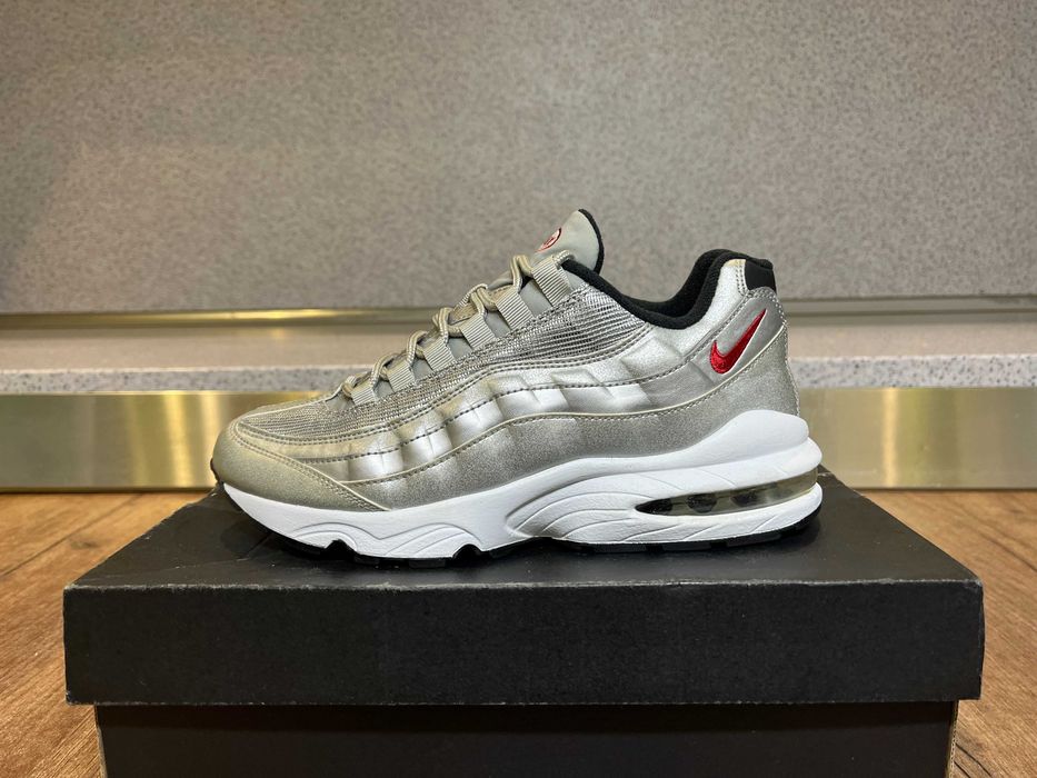 ОРИГИНАЛНИ *** Nike Air Max 95 QS GS / 'Silver Bullet' metallic silver