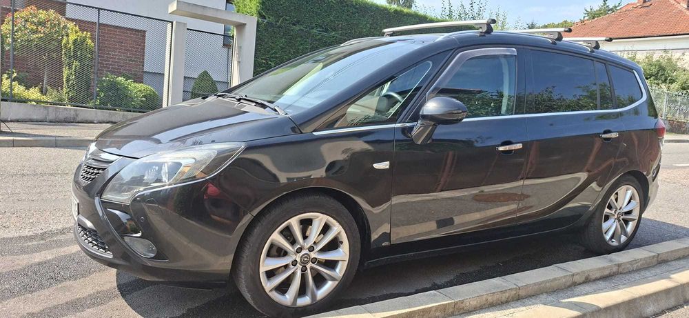 OPEL Zafira 2012