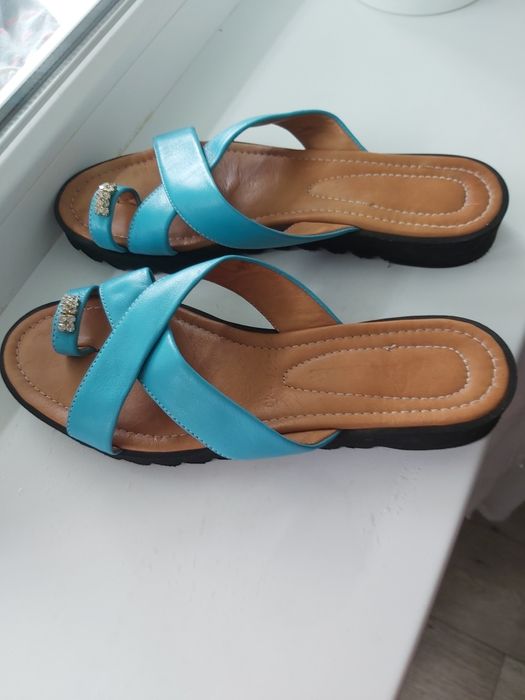 Шлепанцы новые а