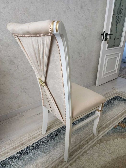 Продам Стол стул для гостиной