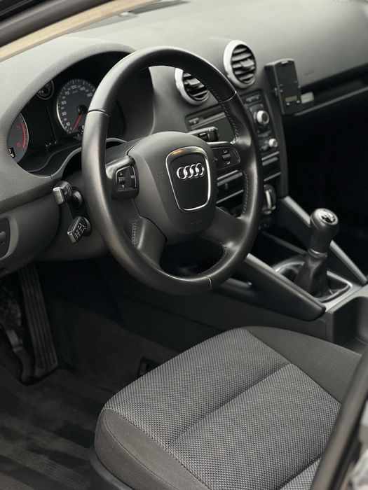 ПРОДАВАМ Audi A3 2.0 TDI 140HP
