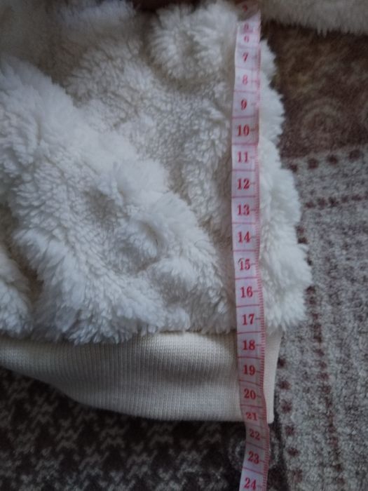 Детско плушено горнище за момиче!