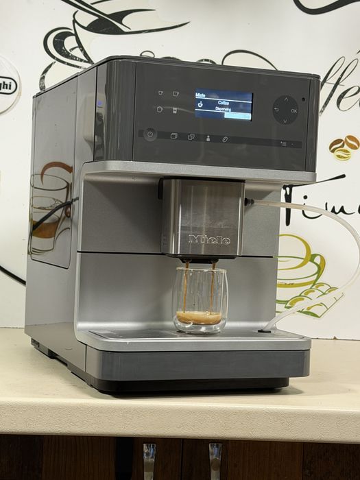 Кафемашина кафе автомат miele CM61 с гаранция