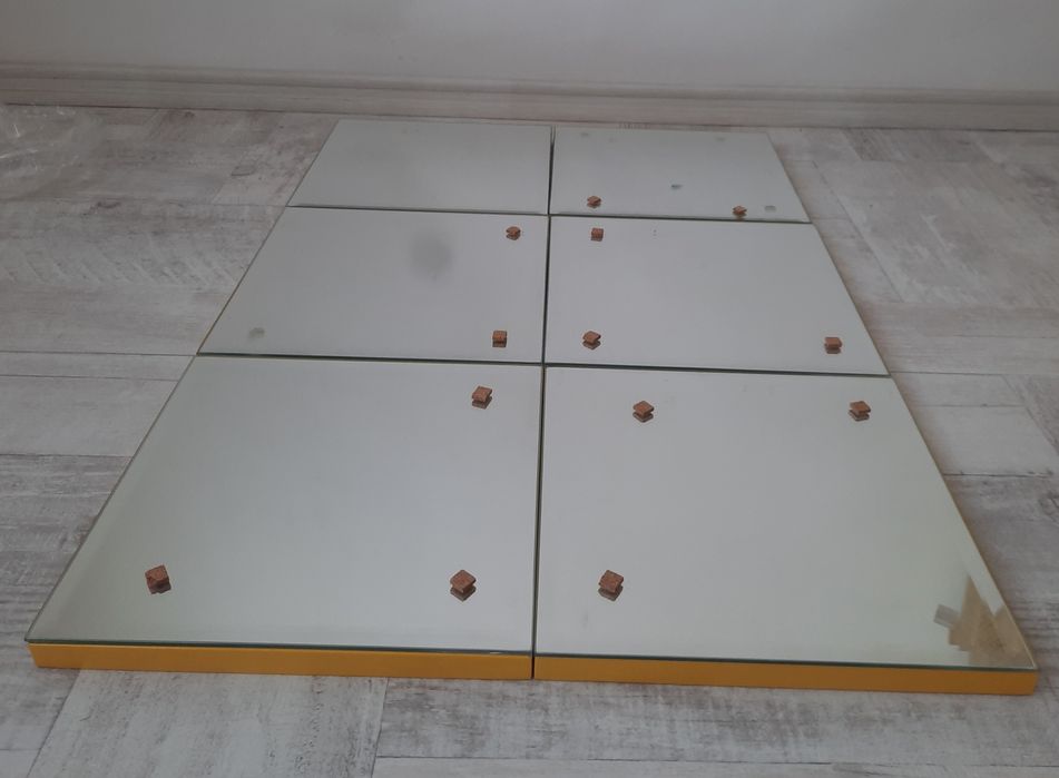 Vand 6 bucăți oglinzi pe rama de lemn