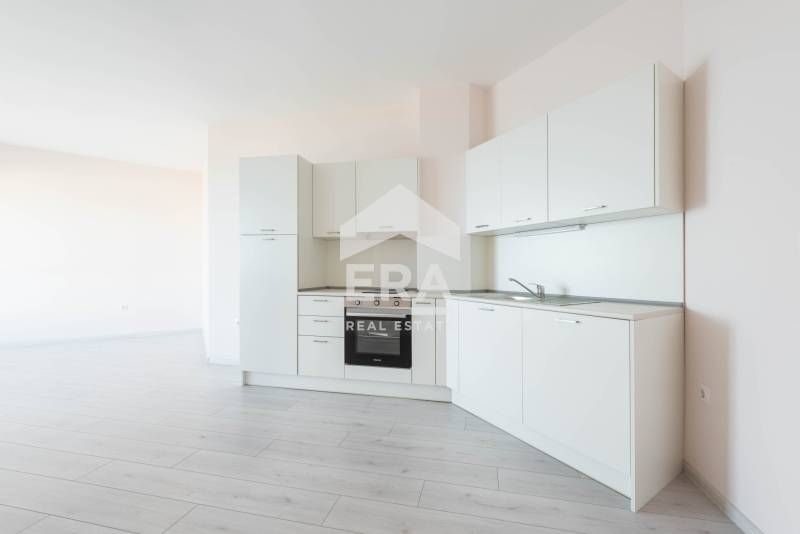 Продава се Тристаен апартамент в Варна, Чайка - 102 кв.м за 2148 €/кв.м - Снимка #2