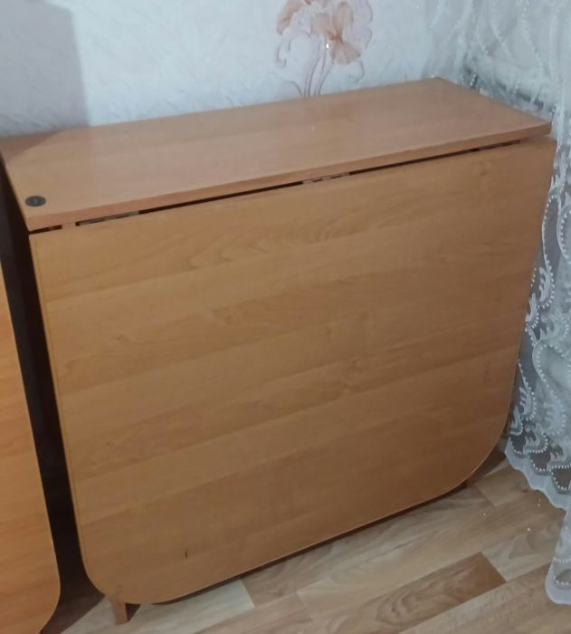 Мебель для дома, шторы.