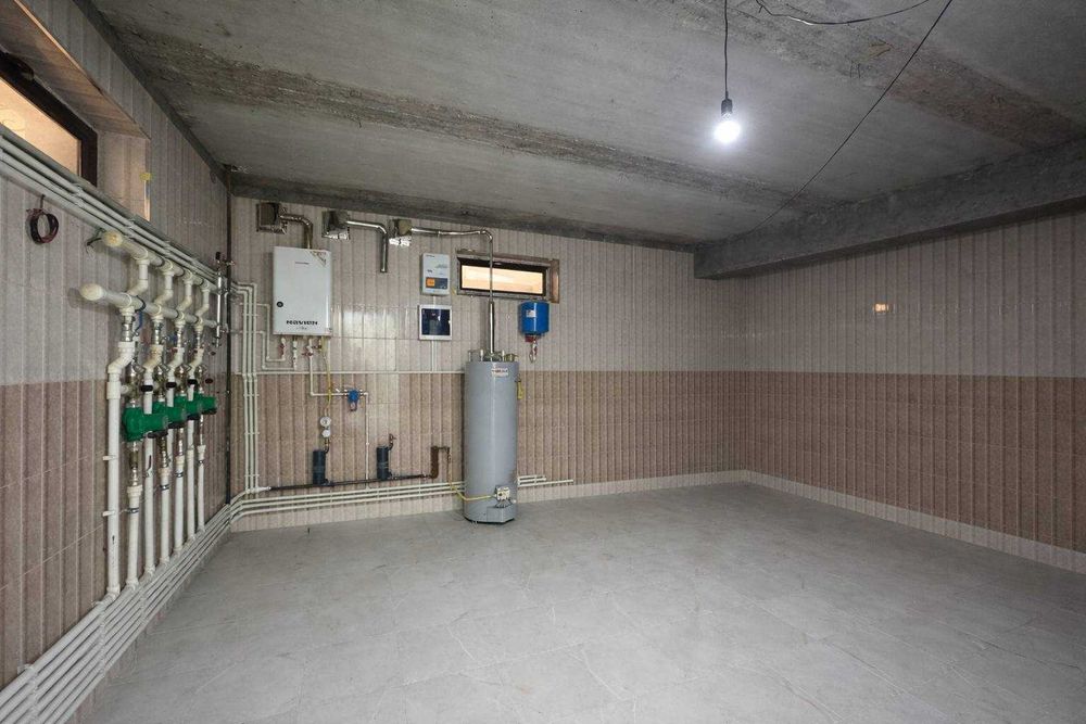 СРОЧНО! Продается Дом 650м2, 6 сот, Сергели, аквапарк Атлантис (87648)