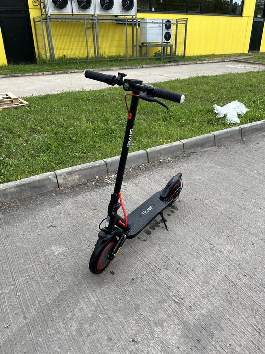Vand trotineta electrica siver