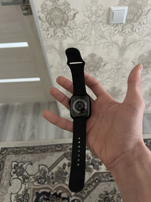 Iwatch 7/45 black holati yaxshi