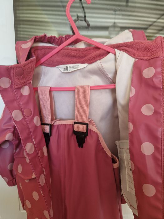 Комплект детски гумиран дъждобран, гащеризон и ботуши - до 2 години