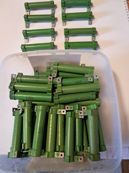 Резистори 5 w  нови