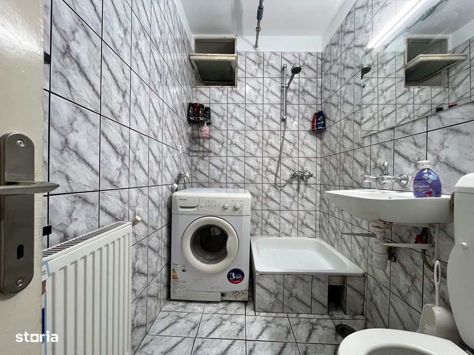 Apartament cu 3 camere, locatie deosebita, zona Spitalul Judetean.