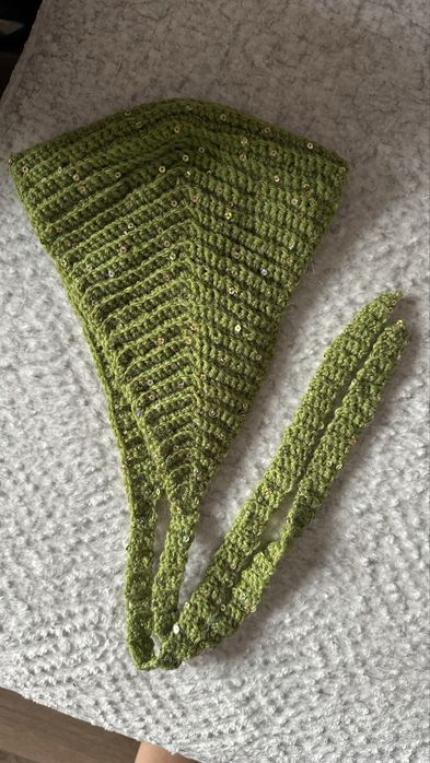 Вязаные чепчики на заказ