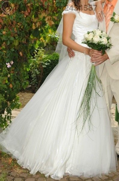 дизайнерска булченска рокля