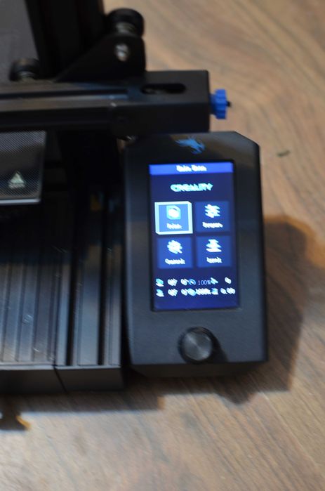 Imprimanta 3D Ender 3 v2