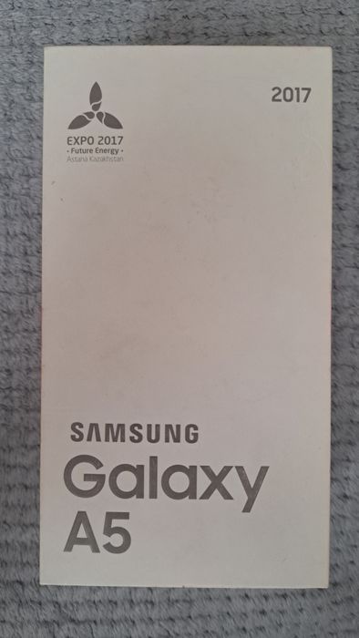 Самсунг А5 (2017 г.), Самсунг А40 (2020 г.)