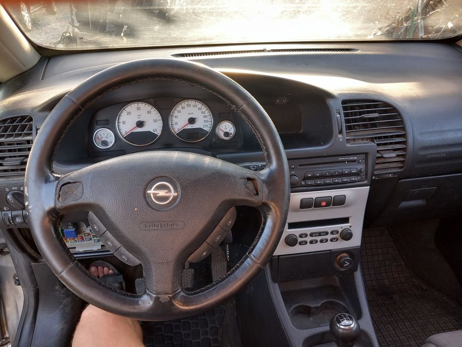 opel zafira 2.0dti--101кс - 2005/на части/