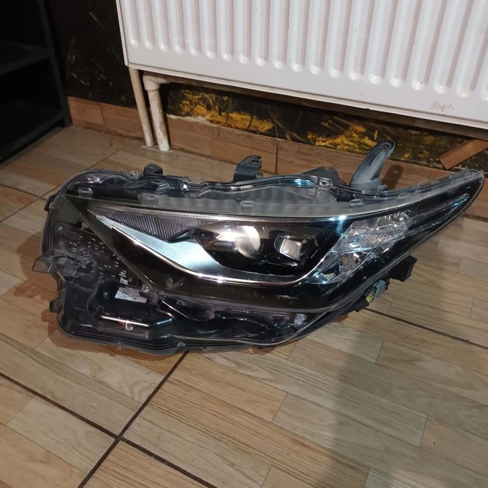 Far xenon full led toyota auris 2016