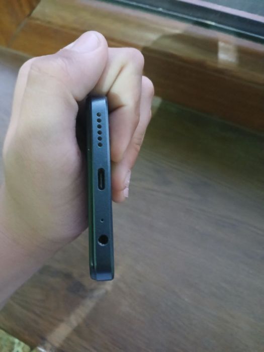 infinix 8 smart plus 900.000sum oplata naxt pul bilan