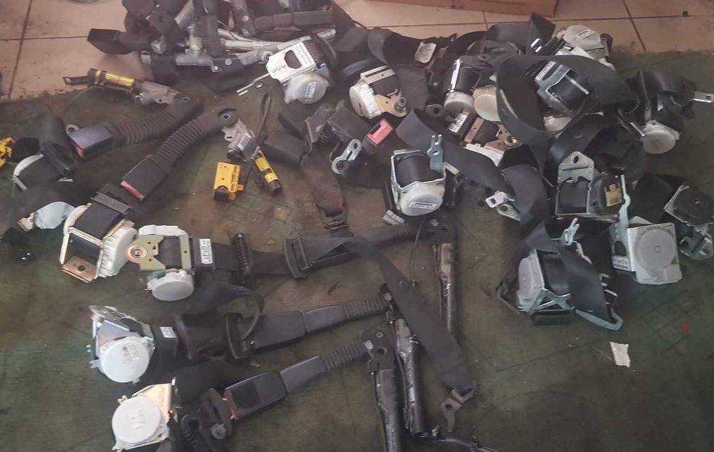 Airbag Borna Broasca Pompa frana ABS Capsa Centura sig BMW E90 E60 E83