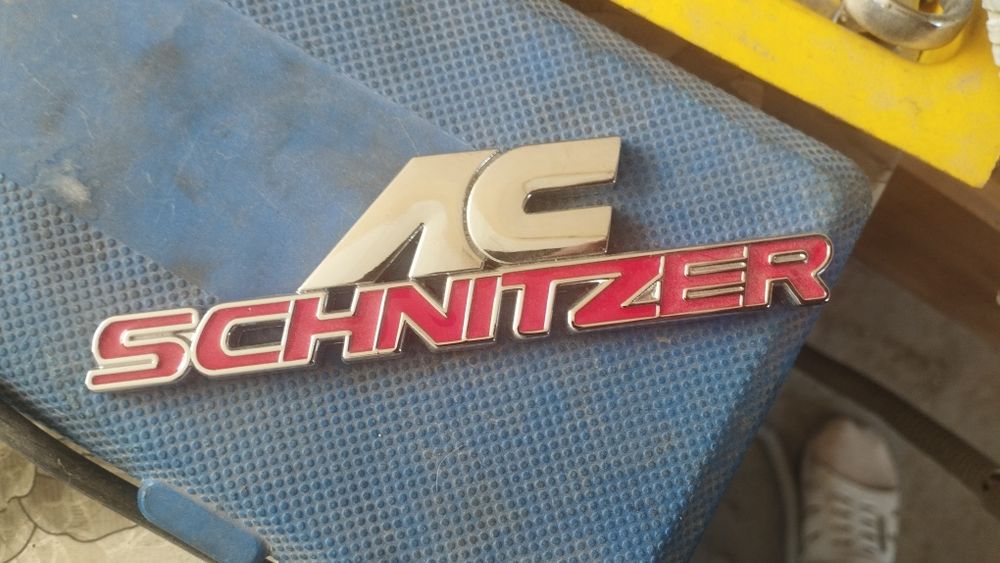 Новый значок (шильдик) Schnitzer
