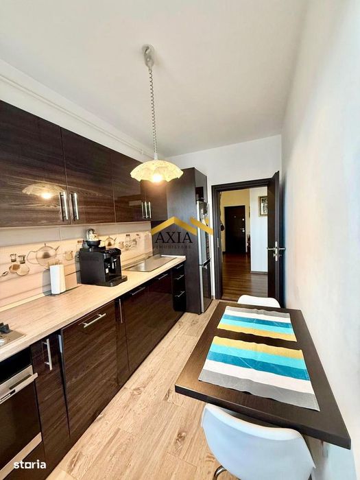 Apartament 2 camere decomandate 57 mp, pod 50 mp, boxa 18 mp, parcare!