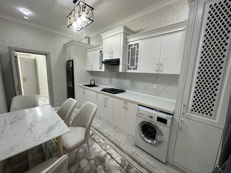 3х комнатная квартира на 3 этаже 95кв/м, в Самарканде