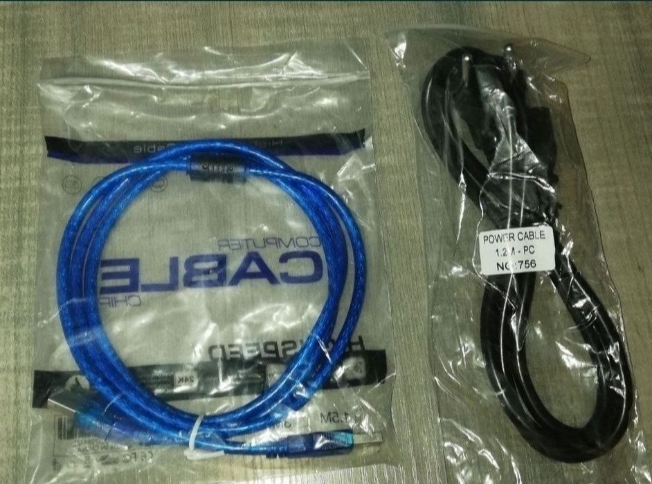 HP LaserJet P1102s
принтер