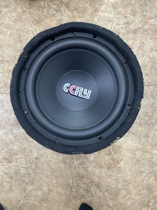 Продам сабвуфер.