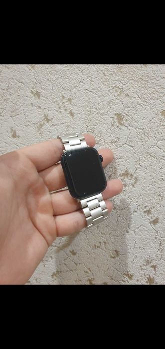 Аппл вотч SE2 44мм черный