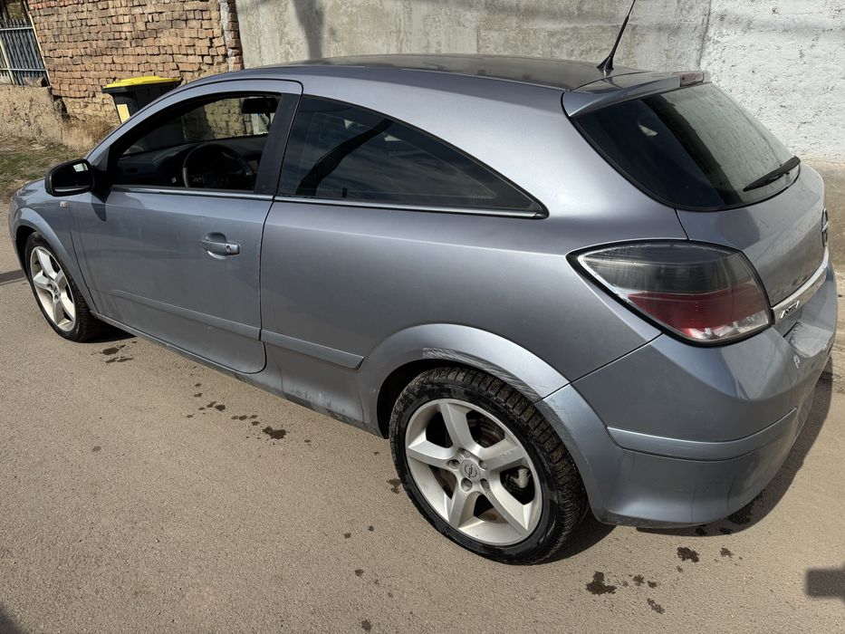 Opel Astra H 1.9 CDTI на части