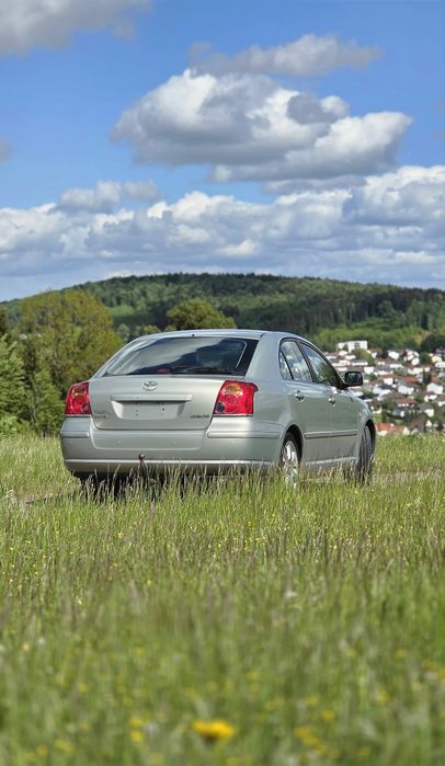 TOYOTA AVENSIS T25 Limousine !