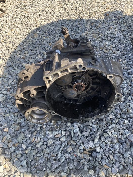 Cutie viteze 6+1trepte 2.0tdi BKD Vw/audi/skoda/seat