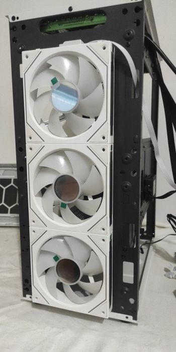 Комплект 3 reverse вентилатора JUMPEAK MX120 – ARGB 120mm безжични