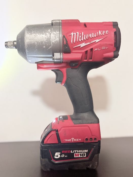 Cheie de impact Milwaukee M18 FUEL ONE-KEY + acumulator M18 REDLITHIUM 5.0 Ah