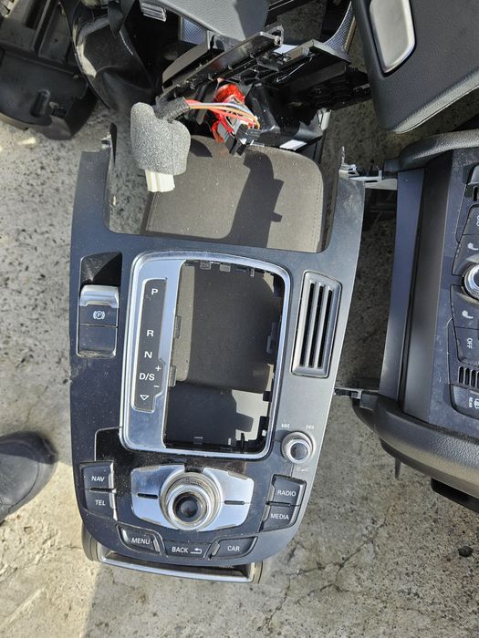 Butoane MMI Audi A4 B8.5 Audi A5 Audi Q5 Consola MMI A4 2015