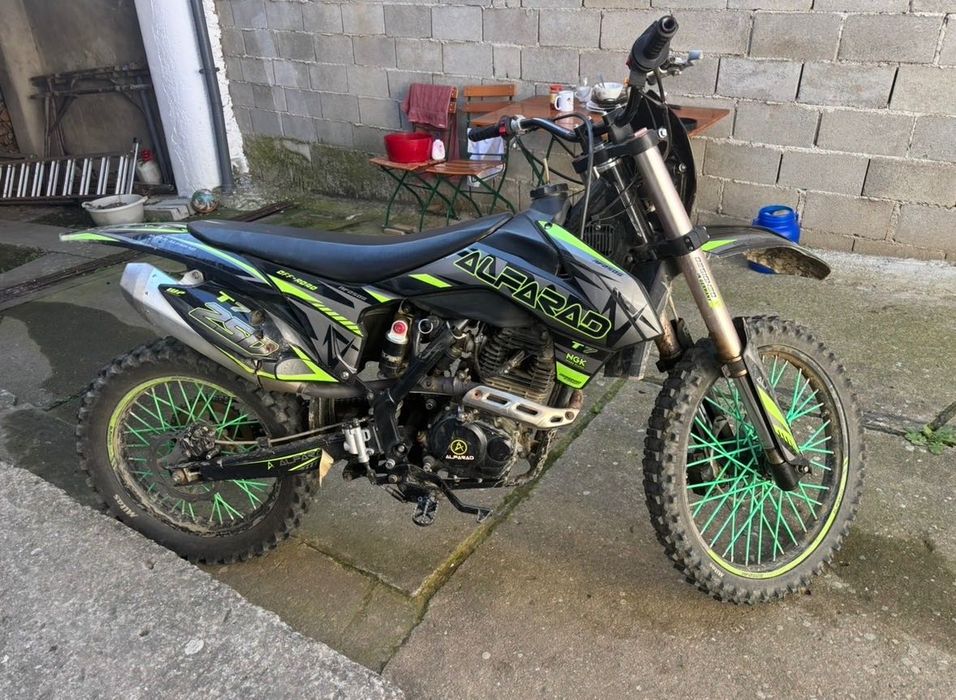 Vand motocross alfarad t7