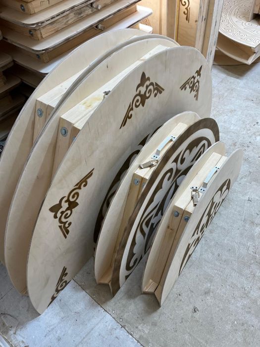 Столы, үстелдер, қазақи үстелдер, дөңгелек жер үстел