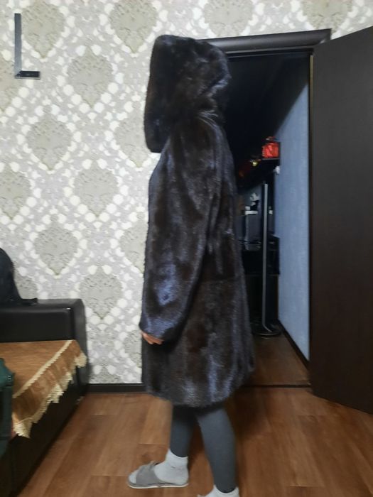 Продам норковую шубу